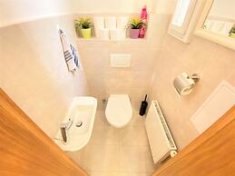 Black Eagle Apartments