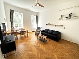 Black Eagle Apartments