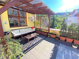 Black Eagle Apartments