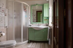 Charming Margherita di Savoia Apartment With Sea Views