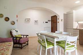 Charming Margherita di Savoia Apartment With Sea Views