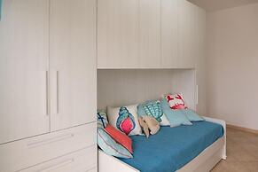Charming Margherita di Savoia Apartment With Sea Views