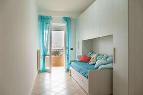 Charming Margherita di Savoia Apartment With Sea Views