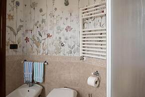 Charming Margherita di Savoia Apartment With Sea Views