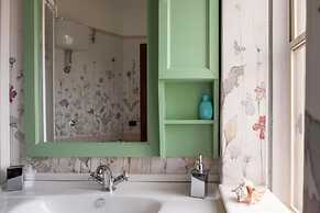 Charming Margherita di Savoia Apartment With Sea Views