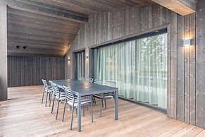 Premium Penthouse With Sauna