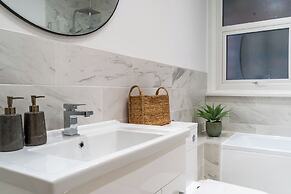 8 The Quadrant Luxury Apartments Hoylake