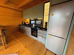 BEGONVİL GÜMÜŞLÜK