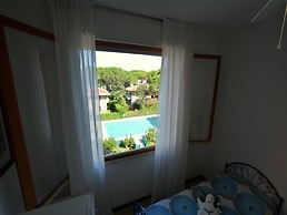 Fantastic Flat With Pool View Just Steps From the sea