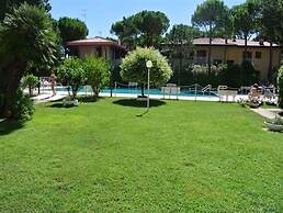 Fantastic Flat With Pool View Just Steps From the sea