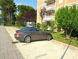 Fantastic Flat With Pool View Just Steps From the sea