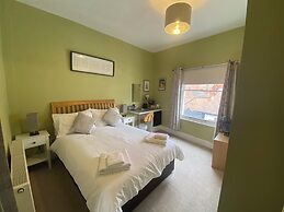 Grosvenor Place Guest House