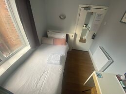 Grosvenor Place Guest House