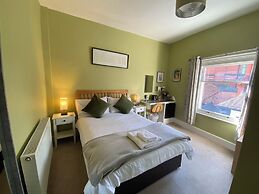 Grosvenor Place Guest House