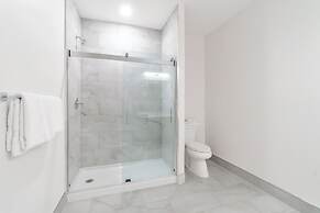 Meadowvale Apartment Hotel