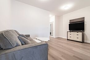 Meadowvale Apartment Hotel