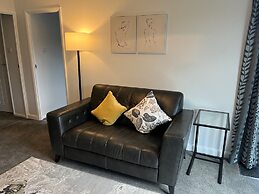 Seaside Haven Retreat - 2 Bedroom Apartment