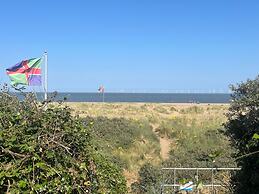 Seaside Haven Retreat - 2 Bedroom Apartment