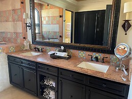 Novaispania Estates Governor