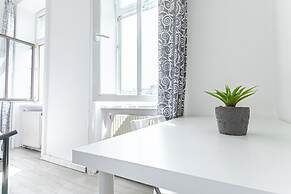 Affordable Stay Prime Location by Danube