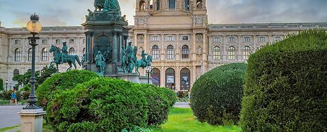 Affordable Stay Prime Location by Danube