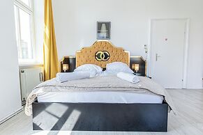 Affordable Stay Prime Location by Danube