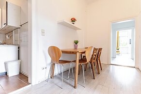 Affordable Stay Prime Location by Danube