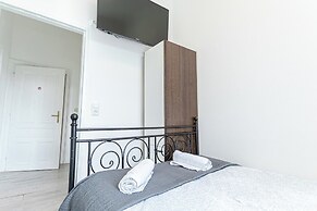 Affordable Stay Prime Location by Danube