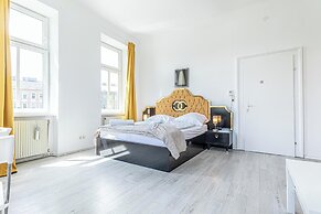 Affordable Stay Prime Location by Danube