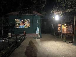 Golok Riverside Retreat