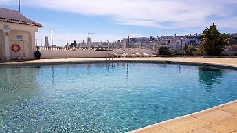 Albufeira Blue Wave Retreat 65