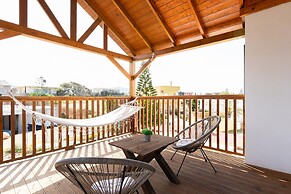 Felicia Family House