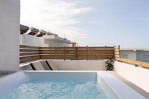 Felicia Family House