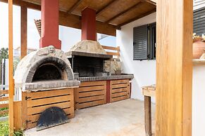 Felicia Family House