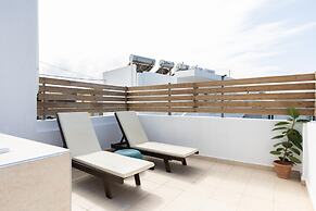 Felicia Family House