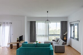 Felicia Family House