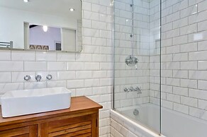 1 Bed Bohemian Loft Style Apt