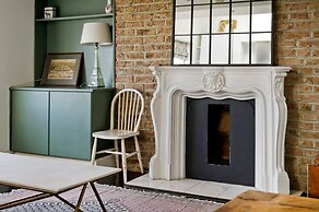 1 Bed Bohemian Loft Style Apt