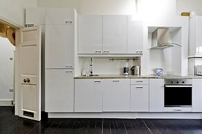 1 Bed Bohemian Loft Style Apt