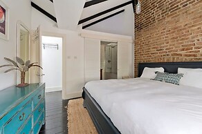 1 Bed Bohemian Loft Style Apt