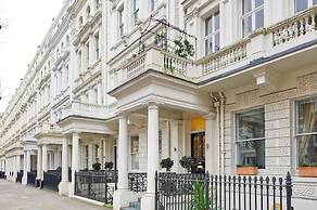 Grand 2 Bedroom Flat, Kensington