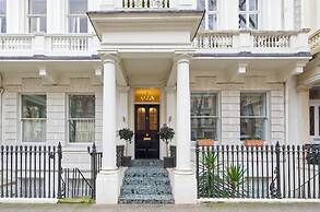 Grand 2 Bedroom Flat, Kensington