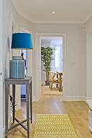 Large 2 Bedroom Kensington Garden Flat