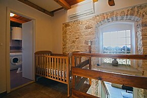 Comfortable Apartment With Pool and Garden