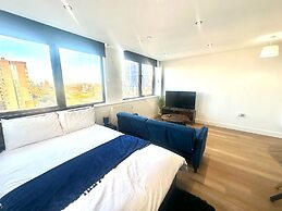 Up to 40 Percent Off Old Trafford Modern Apartment