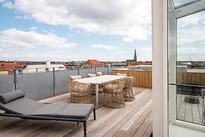 Dinesen Collection Signature Penthouse by Royal Theatre