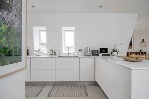 Dinesen Collection Signature Penthouse by Royal Theatre