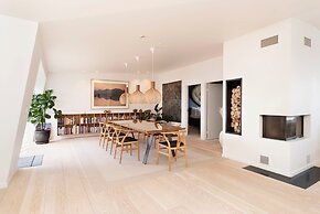 Dinesen Collection Signature Penthouse by Royal Theatre