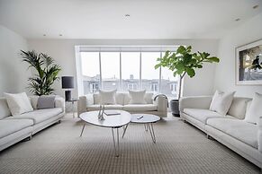 Dinesen Collection Signature Penthouse by Royal Theatre