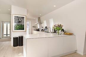 Dinesen Collection Signature Penthouse by Royal Theatre